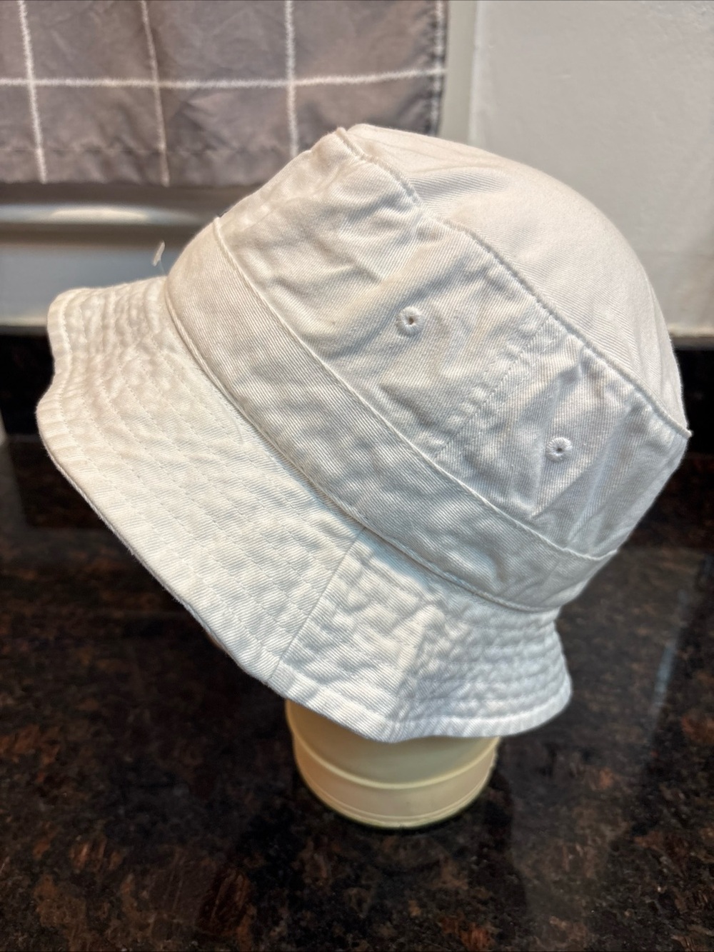 Polo by Ralph Lauren White Bear Embroidered Bucket Hat - Picture 2 of 8
